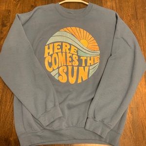 Women’s oversized Beatles sweat shirt light blue